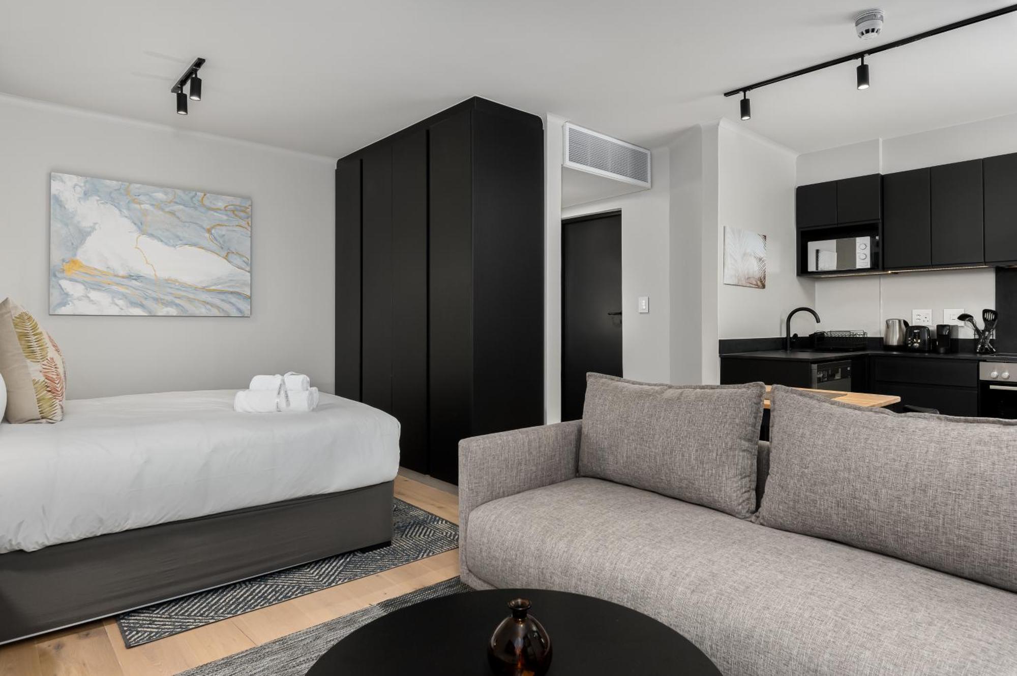 The Tokyo Aparthotel By Totalstay Kapstaden Eksteriør billede