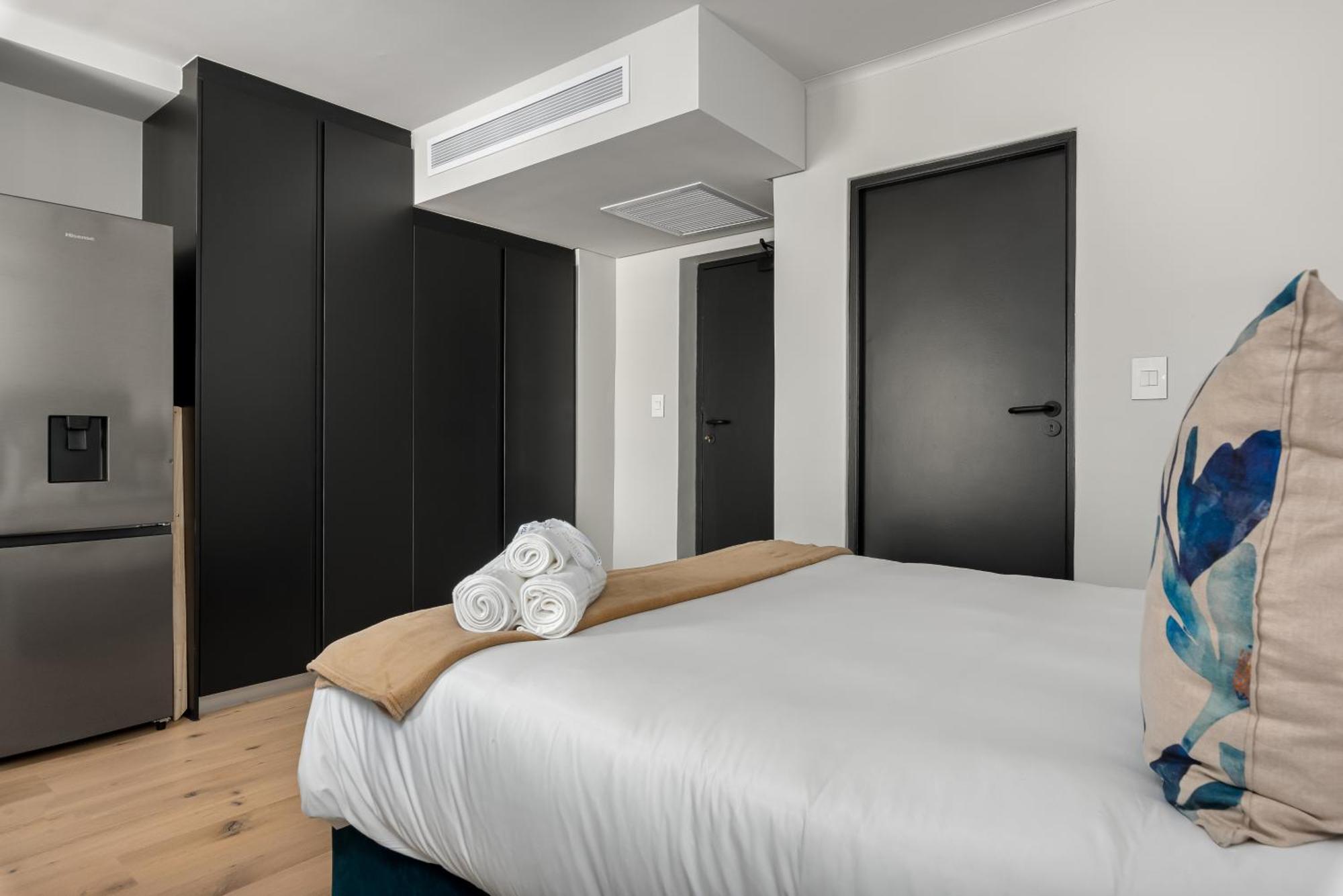The Tokyo Aparthotel By Totalstay Kapstaden Eksteriør billede