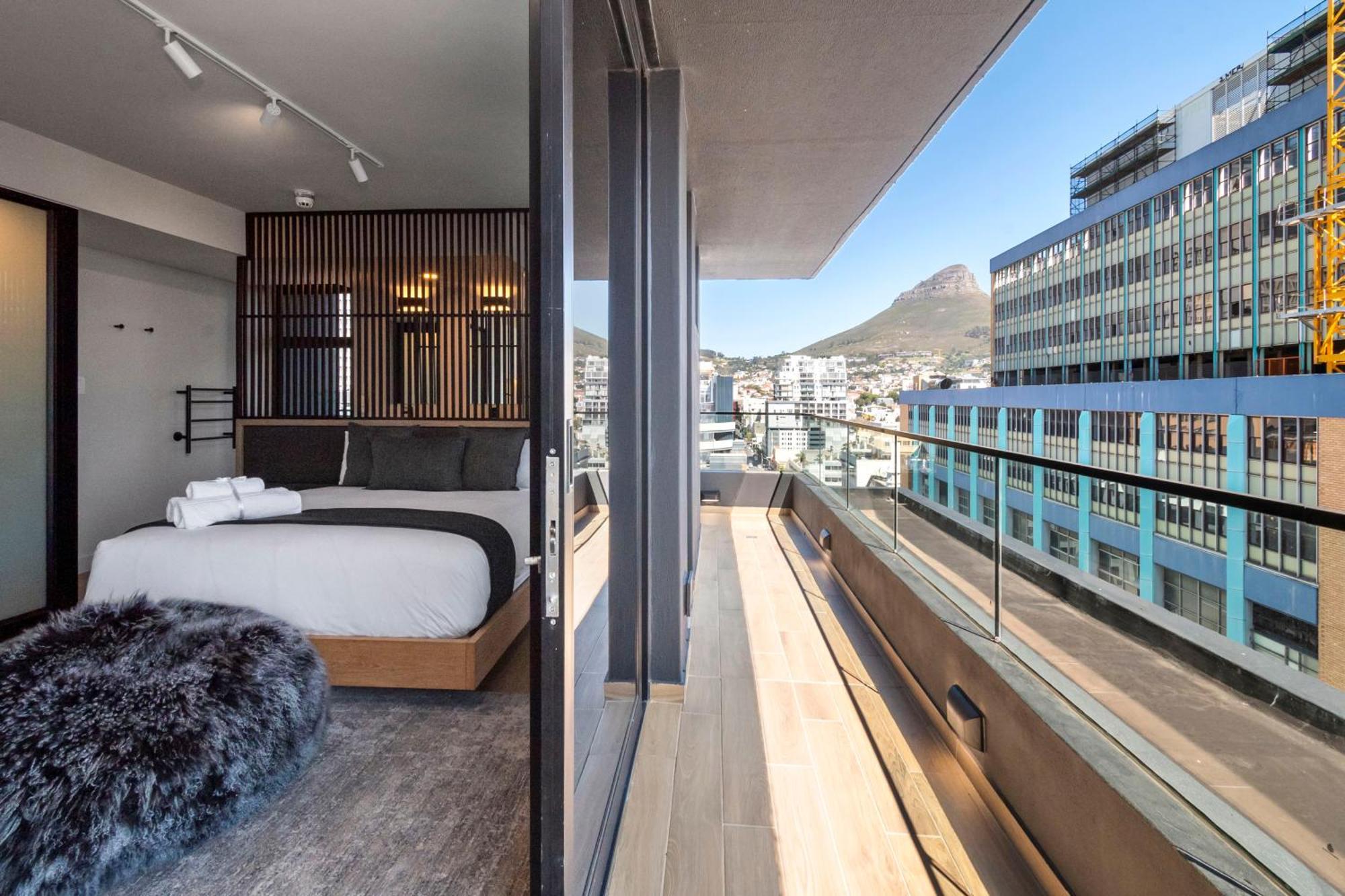 The Tokyo Aparthotel By Totalstay Kapstaden Eksteriør billede